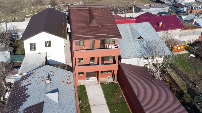 Voluntari, Ilfov, vila S+P+2+M 520 mp, luminoasa si spatioasa si curte 300 mp