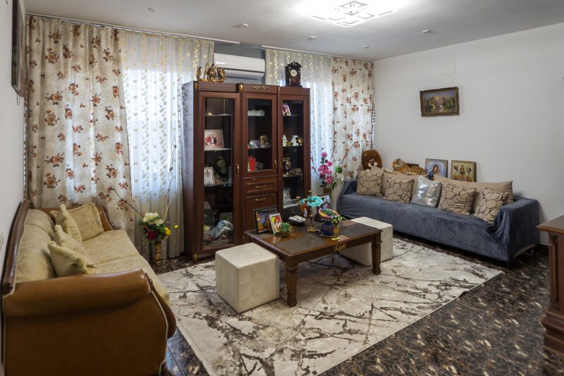 Voluntari, Ilfov, vila S+P+2+M 520 mp, luminoasa si spatioasa si curte 300 mp